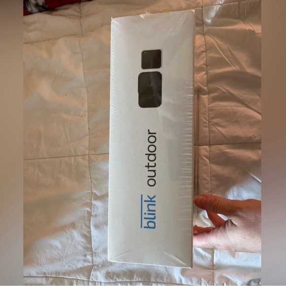 2 TWO Cameras Blink (3rd Gen) NIB + 3 Camera
Silicone Skin Covers NIB - Picture 10 of 12